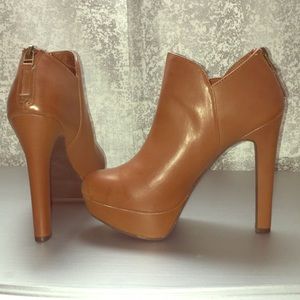 Platform Camel Booties